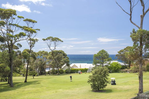 Mollymook Links - Darwin Tourism 3