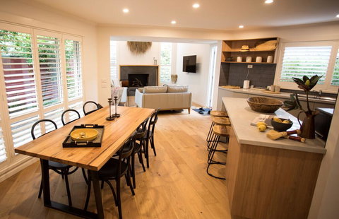 MONREPOS - Darwin Tourism 3