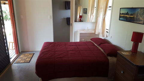 Myella Farm Stay - Darwin Tourism 1