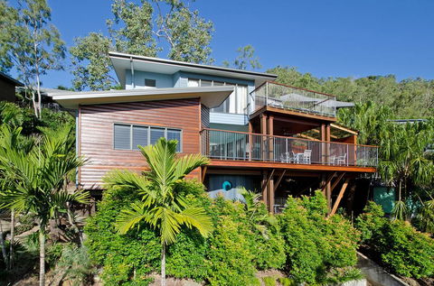 Nautilus On Hamilton Island - Darwin Tourism 0