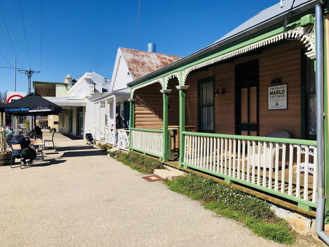 Ned Kellys Marlo Cottage - In The Best Beechworth Location - Darwin Tourism 1