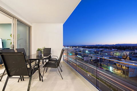 NEO Apartments Mermaid Beach - Darwin Tourism 2
