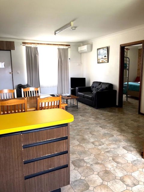 Augusta Escape Holiday Units - Darwin Tourism 21
