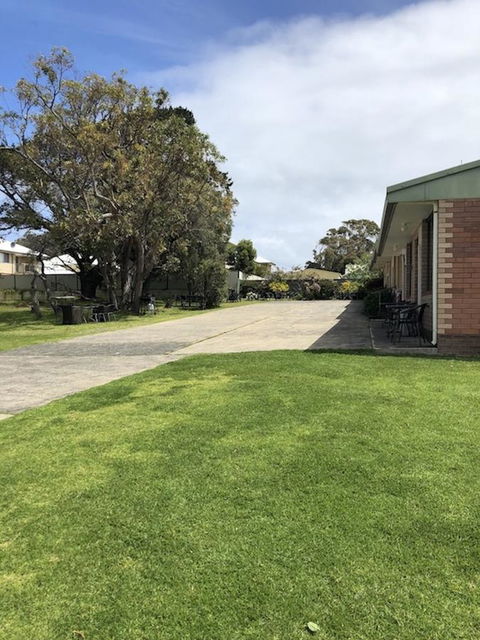 Augusta Escape Holiday Units - Darwin Tourism 31