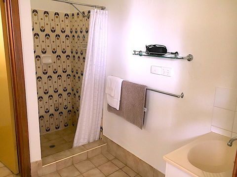 Augusta Escape Holiday Units - Darwin Tourism 33