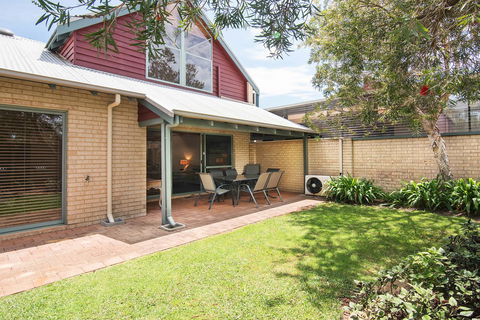 Bayshore Beachside Resort - Darwin Tourism 33