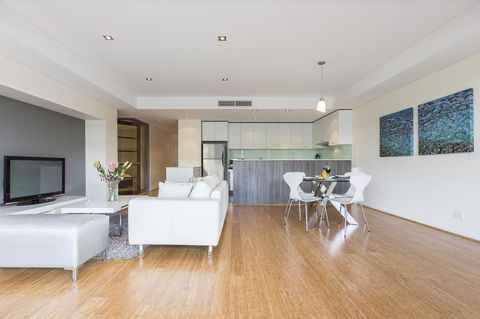 Gallery Serviced Apartments - Darwin Tourism 3