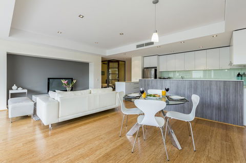 Gallery Serviced Apartments - Darwin Tourism 22