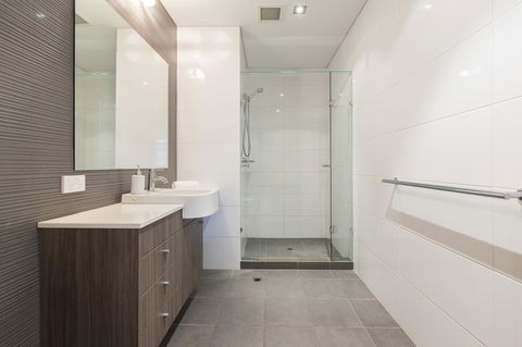 Gallery Serviced Apartments - Darwin Tourism 8