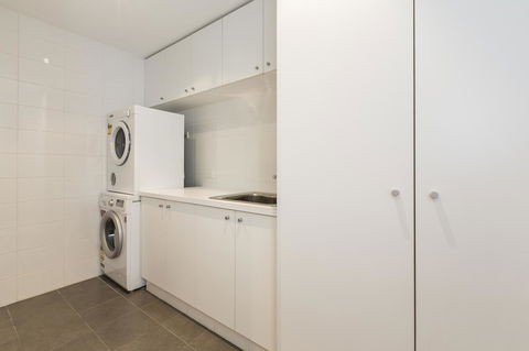 Gallery Serviced Apartments - Darwin Tourism 21