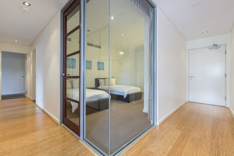 Gallery Serviced Apartments - Darwin Tourism 17
