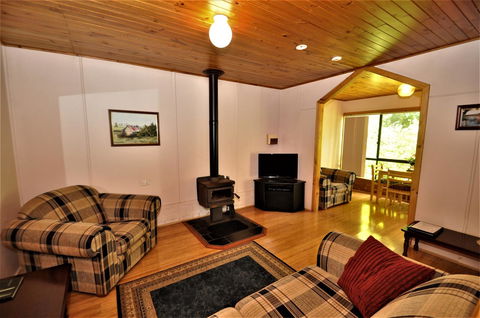 Treenbrook Cottages - Darwin Tourism 14