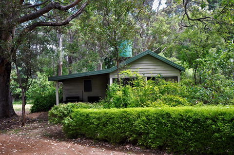 Treenbrook Cottages - Darwin Tourism 15