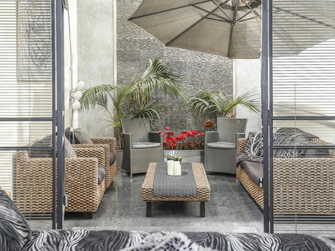 New York On King - Darwin Tourism 0