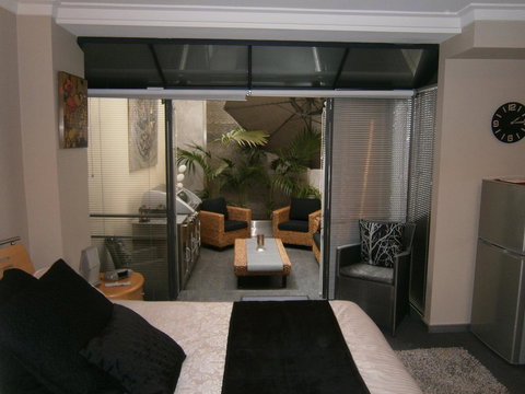 New York On King - Darwin Tourism 36