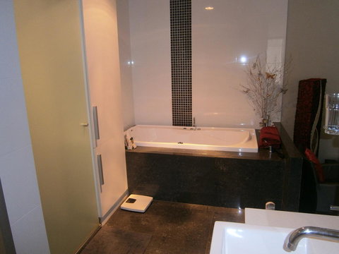 New York On King - Darwin Tourism 40