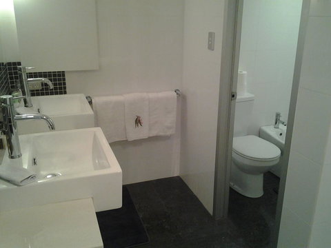 New York On King - Darwin Tourism 19