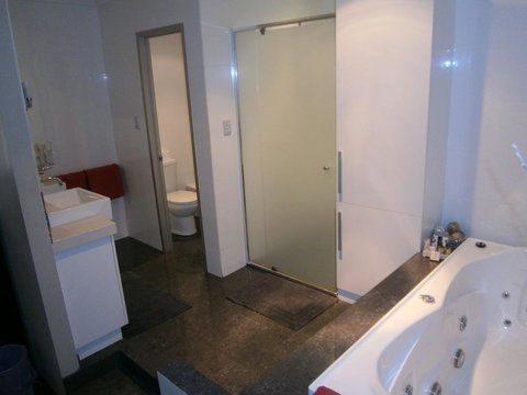 New York On King - Darwin Tourism 42