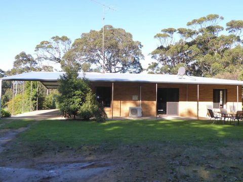 Turner Brook Chalet - Darwin Tourism 0