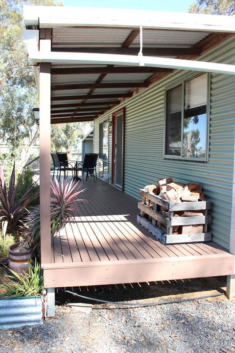 Kendenup Cottages And Lodge - Darwin Tourism 29