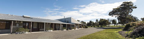 Kendenup Cottages And Lodge - Darwin Tourism 43
