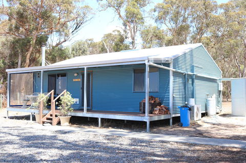 Kendenup Cottages And Lodge - Darwin Tourism 26