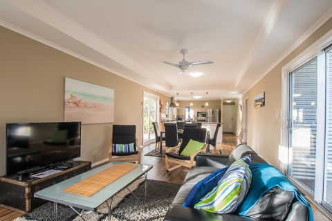Cape Howe Cottages - Darwin Tourism 7