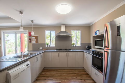 Cape Howe Cottages - Darwin Tourism 44