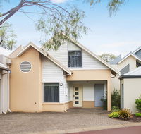 Beach Retreat - Busselton - Darwin Tourism