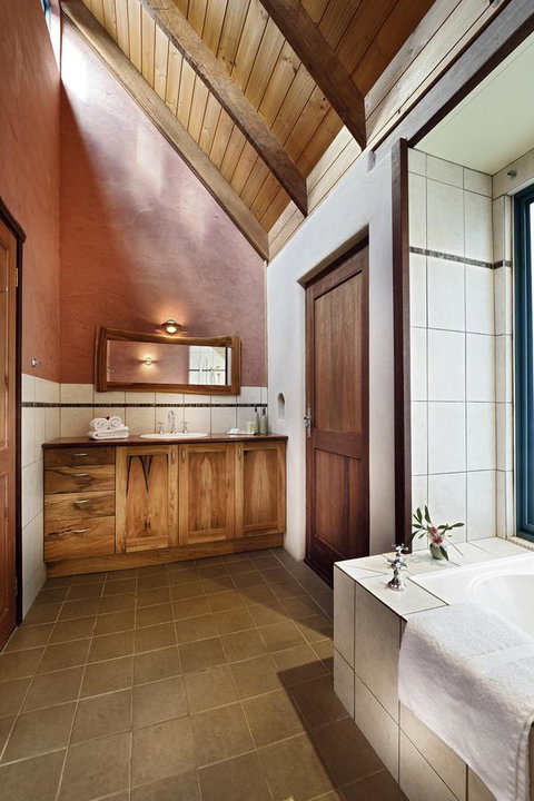 Aiyana Retreat - Darwin Tourism 20