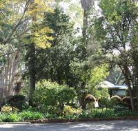 Two sisters Chalets - Darwin Tourism