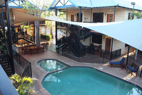 Apartments At Blue Seas Resort - Darwin Tourism 15