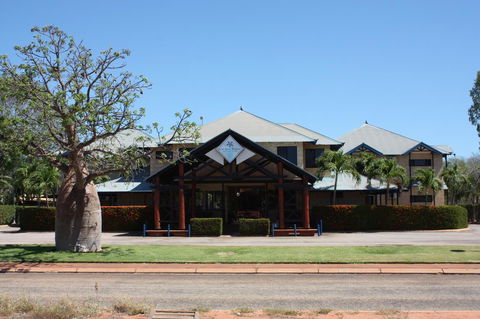 Apartments At Blue Seas Resort - Darwin Tourism 23