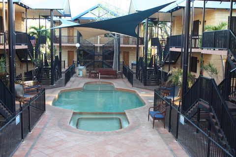 Apartments At Blue Seas Resort - Darwin Tourism 21