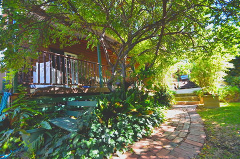 RoseMoore Bed & Breakfast - Darwin Tourism 7