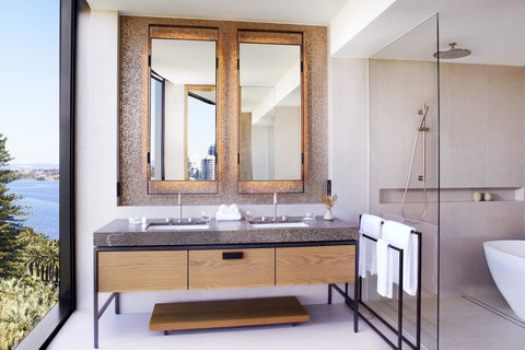 The Ritz-Carlton, Perth - Darwin Tourism 2