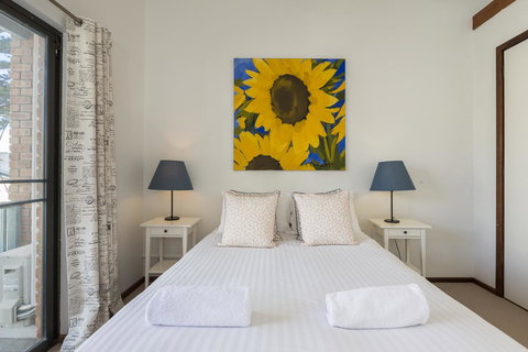 Cottesloe Sea Salt Abode - Executive Escapes - Darwin Tourism 8