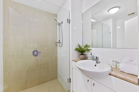 The Executive Penthouse - Darwin Tourism 13