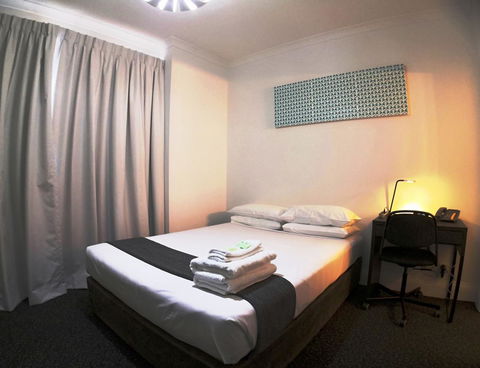 Criterion Hotel Perth - Darwin Tourism 8