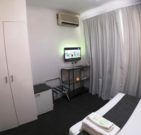 Criterion Hotel Perth - Darwin Tourism 3