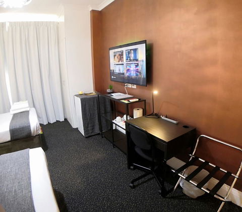 Criterion Hotel Perth - Darwin Tourism 19