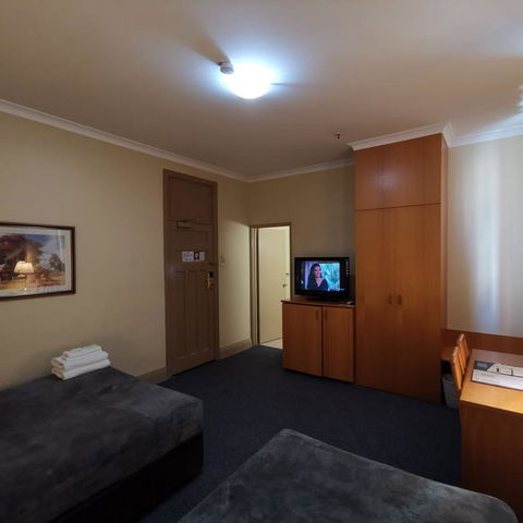 Criterion Hotel Perth - Darwin Tourism 33