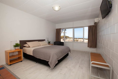 EUCLA MOTOR HOTEL - Darwin Tourism 26