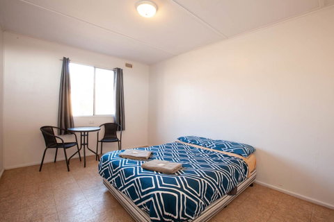EUCLA MOTOR HOTEL - Darwin Tourism 11
