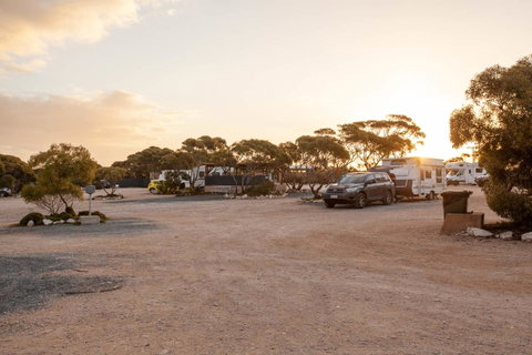 EUCLA MOTOR HOTEL - Darwin Tourism 28
