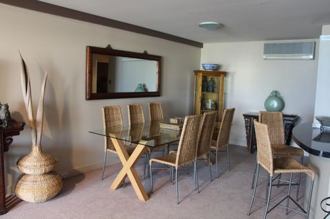 Scarborough - Oceanview 2 Bed, 2 Bathroom Apartment - Darwin Tourism 15