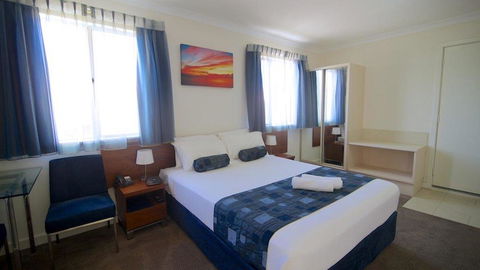 Pinnacles Edge Resort - Darwin Tourism 1