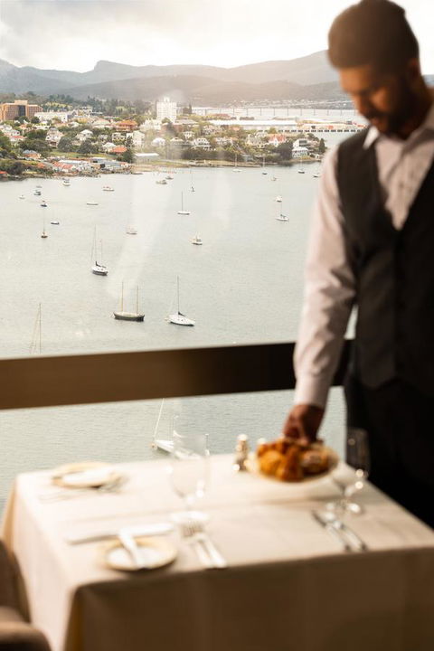 Wrest Point - Darwin Tourism 21