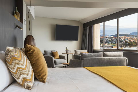 Wrest Point - Darwin Tourism 4