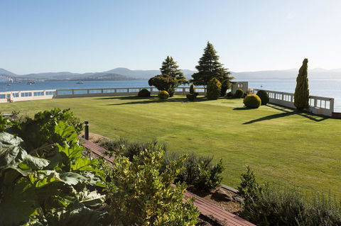 Wrest Point - Darwin Tourism 17